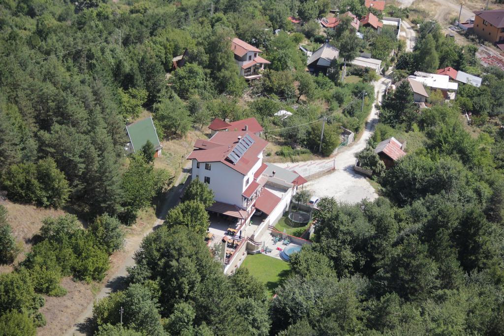 Family Hotel Diana Lyaskovo  Exterior photo